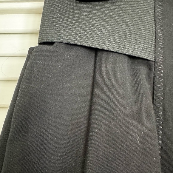 Nanette Lepore Black Ruched Center Zip Pencil Skirt - Picture 5 of 7